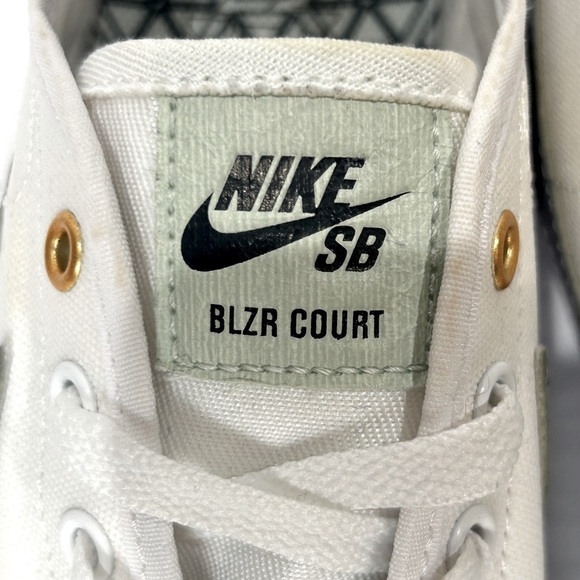 Nike Men SB Daan Van Der Linden X Blzer Court Sneaker Wht/Wolf Gray Size-8 EUC - Picture 6 of 8